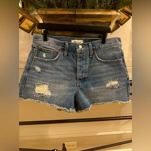 Madewell Relaxed Distressed Denim Short Size 28 Excellent condition